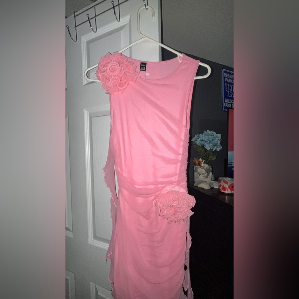 SHEIN Pink Ruffled Top - Picture 2 of 3